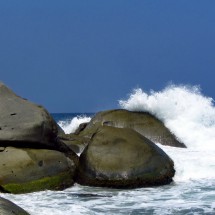 Waves of the Atlantic Ocean